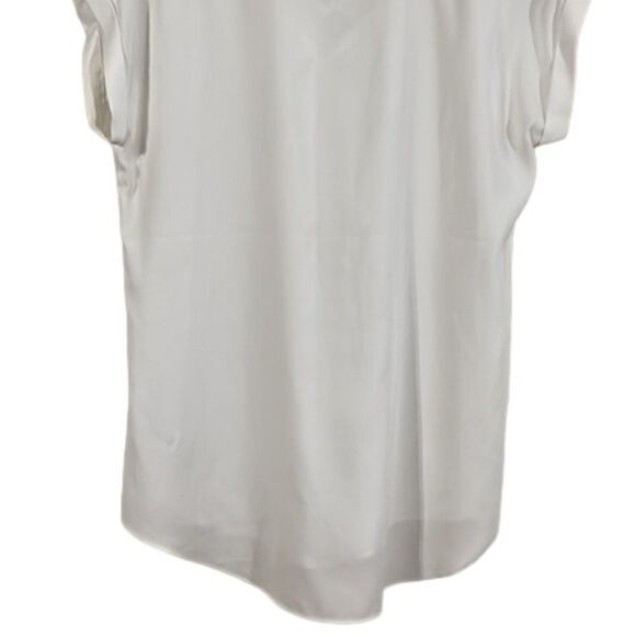 Express Women's White V-Neck Short Sleeve Blouse Lace Detail Size Small NWOT - Picture 7 of 9